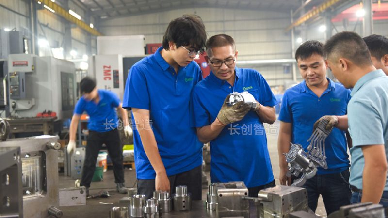 冲压模具供应商选择：关键指标与误区解析**