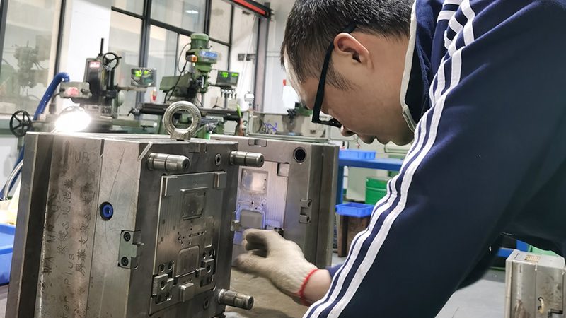 模具设计师的薪资密码：揭秘行业薪酬现状**